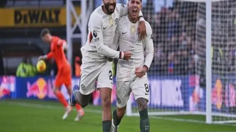 滕哈赫：利馬有望上榜，梅努入选英格兰彰显曼联青训成果。